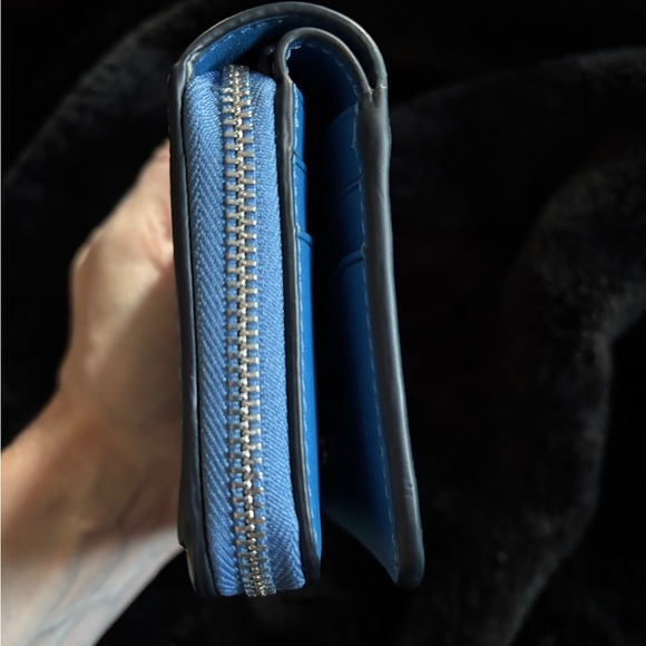 Kate Spade Blue and White Bear Design Wallet - Picture 13 of 14